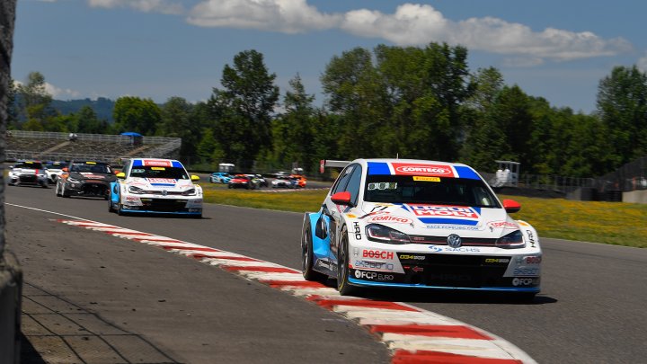 Hurczyn Wins TCR Shootout at Portland International Raceway