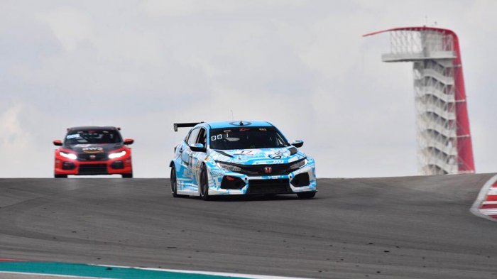Smithson Paces First TC America Practice at COTA