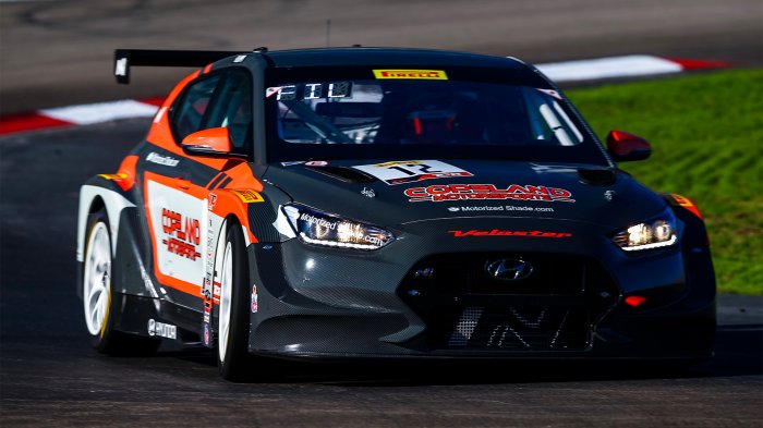 Filippi Flies To TCR Pole For Vegas Race 1; Mat Pombo in TCA