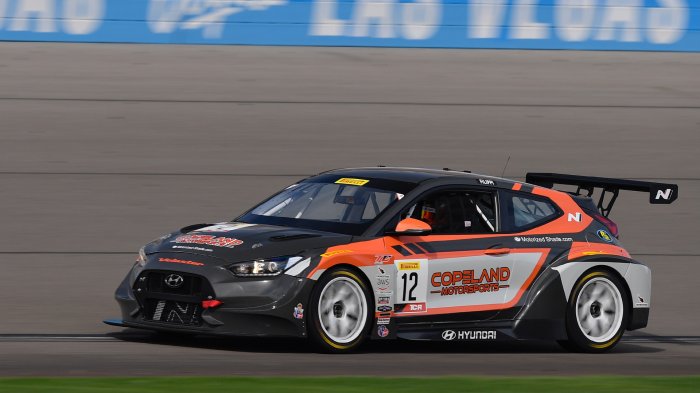 Filippi Dominates TCR Race 1 in Las Vegas; Hurczyn Claims Championship