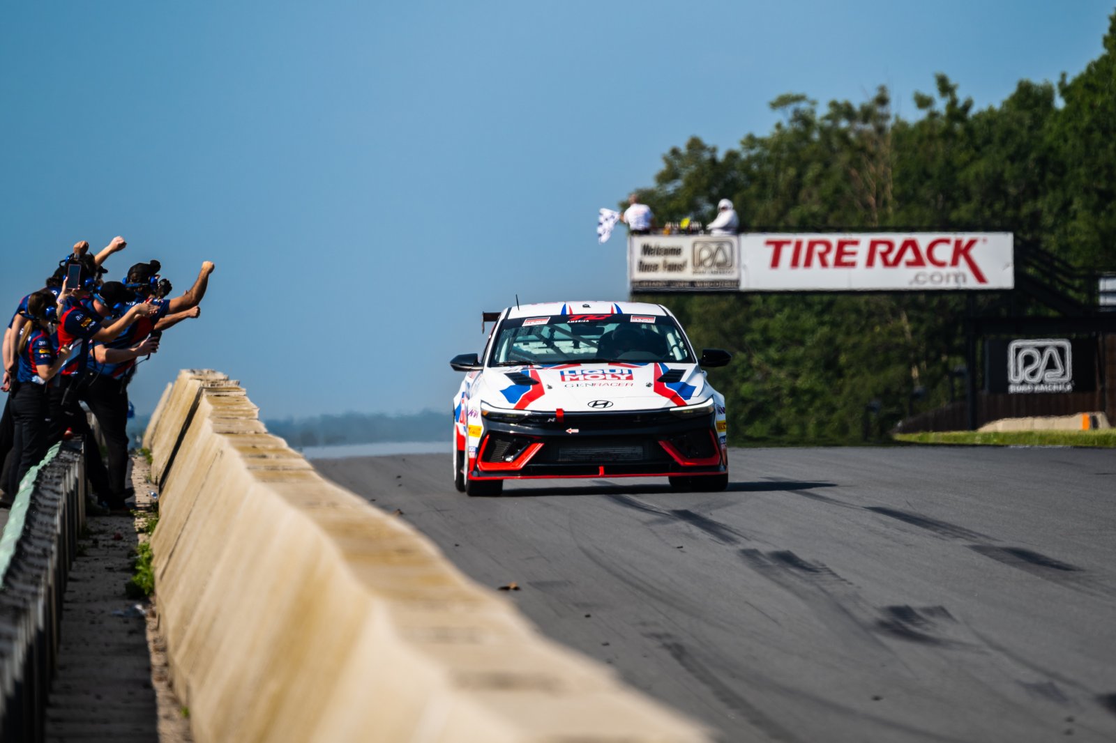 Ricca Sweeps the Weekend as Gravett and Neudorf Deliver Thrilling Battle in Race 2