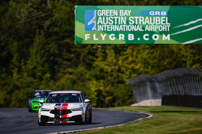 Acura, Hyundai and MINI Quickest in Practice 1