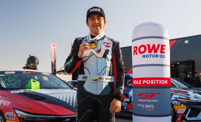 Championship Leader Castro Scores Pole Position in Indy Qualifying
