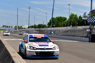 #71 Volkswagen Golf GTI TCR of Michael Hurczyn  

Rose Cup Races, Portland OR | Gavin Baker/SRO
