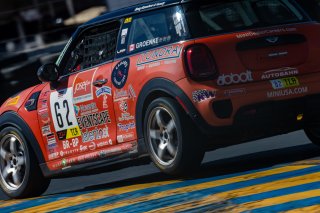SRO America, Sonoma Raceway, Sonoma, CA, April  2022.
 | @RegisLefebure.com