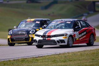 #16 Honda Civic Si of Carter Fartuch, Skip Barber Racing School, TC America, TCA, #61 Mini Cooper 2019 - JCW New of Christian Perocarpi, MINI JCW Team, SRO America, VIR, Virginia International Rcaeway, Alton, Virginia, June 2022.
 | Regis Lefebure/SRO