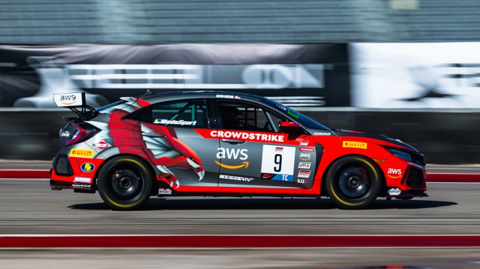 DXDT Racing Keeps Win, Podium Run Going at Circuit of the Americas
