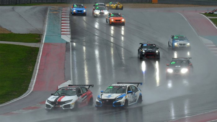HPD Honda Civic Type Rs and Si Earn Win, Seven Podiums in Austin